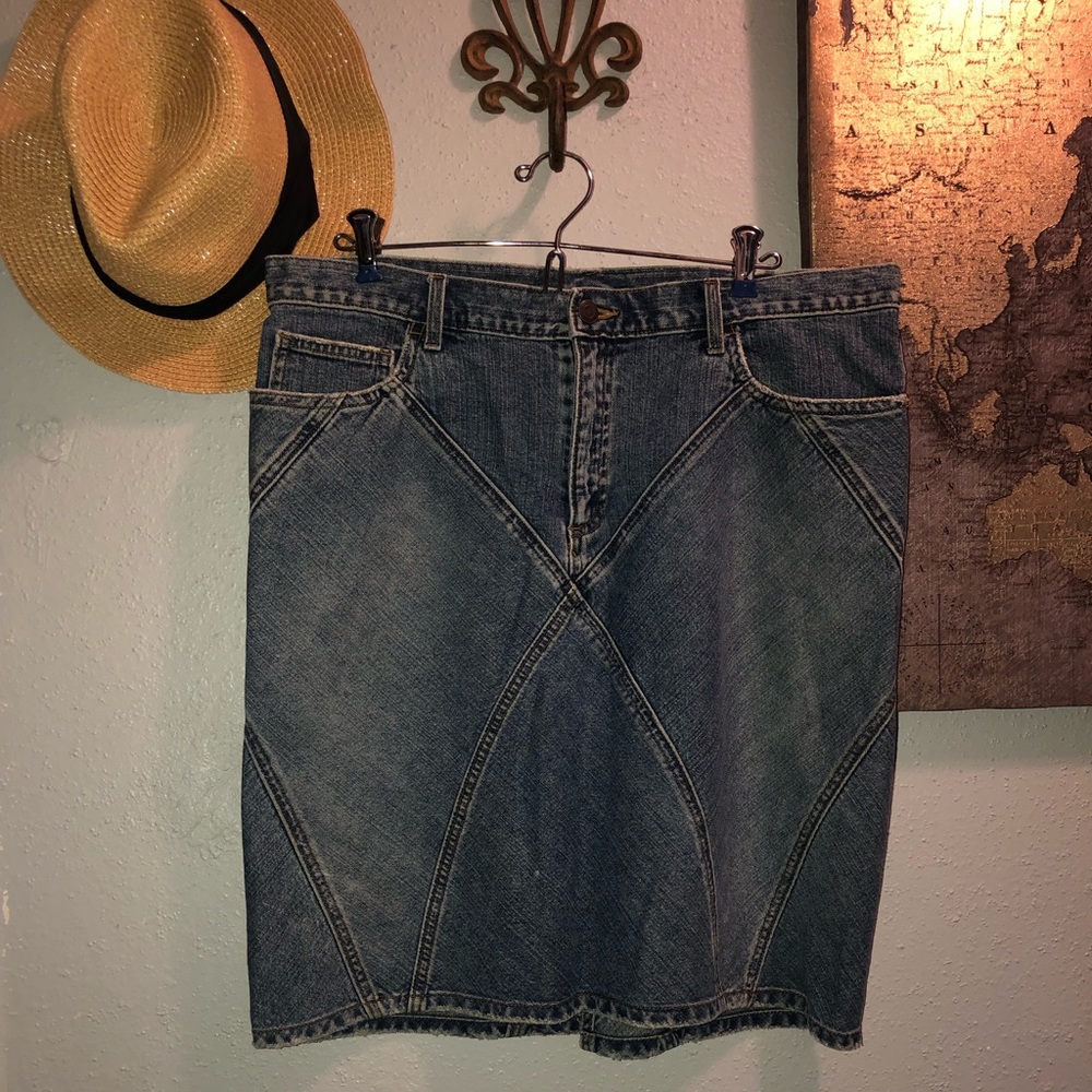 American Eagle Outfitters Jean Skirt Size 12